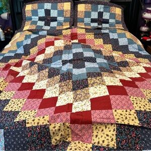Vintage Rustic patchwork quilt and two shams - diamond center By Sunham Bedding